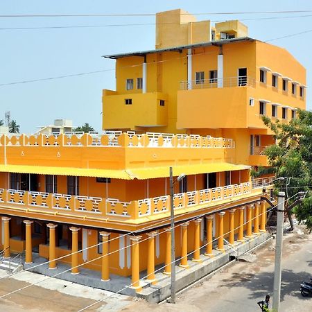 Hotel Anandhiram Heritage Karaikal Dış mekan fotoğraf