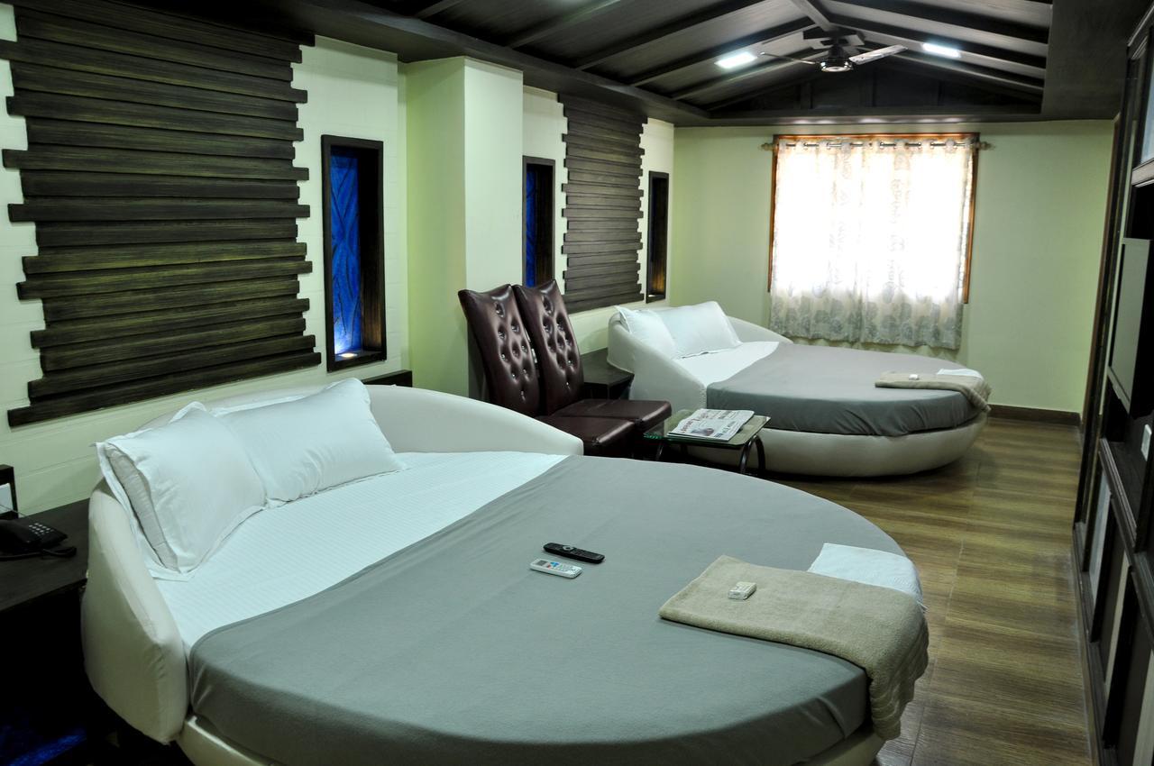Hotel Anandhiram Heritage Karaikal Dış mekan fotoğraf